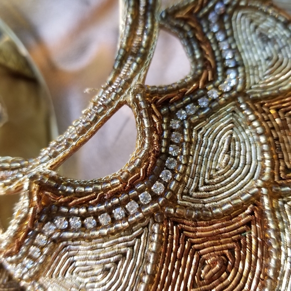 Size 9 BL Motion High Heels Shoes Gold Chrome Beads Embroidered Magic Slippers - Picture 7 of 15